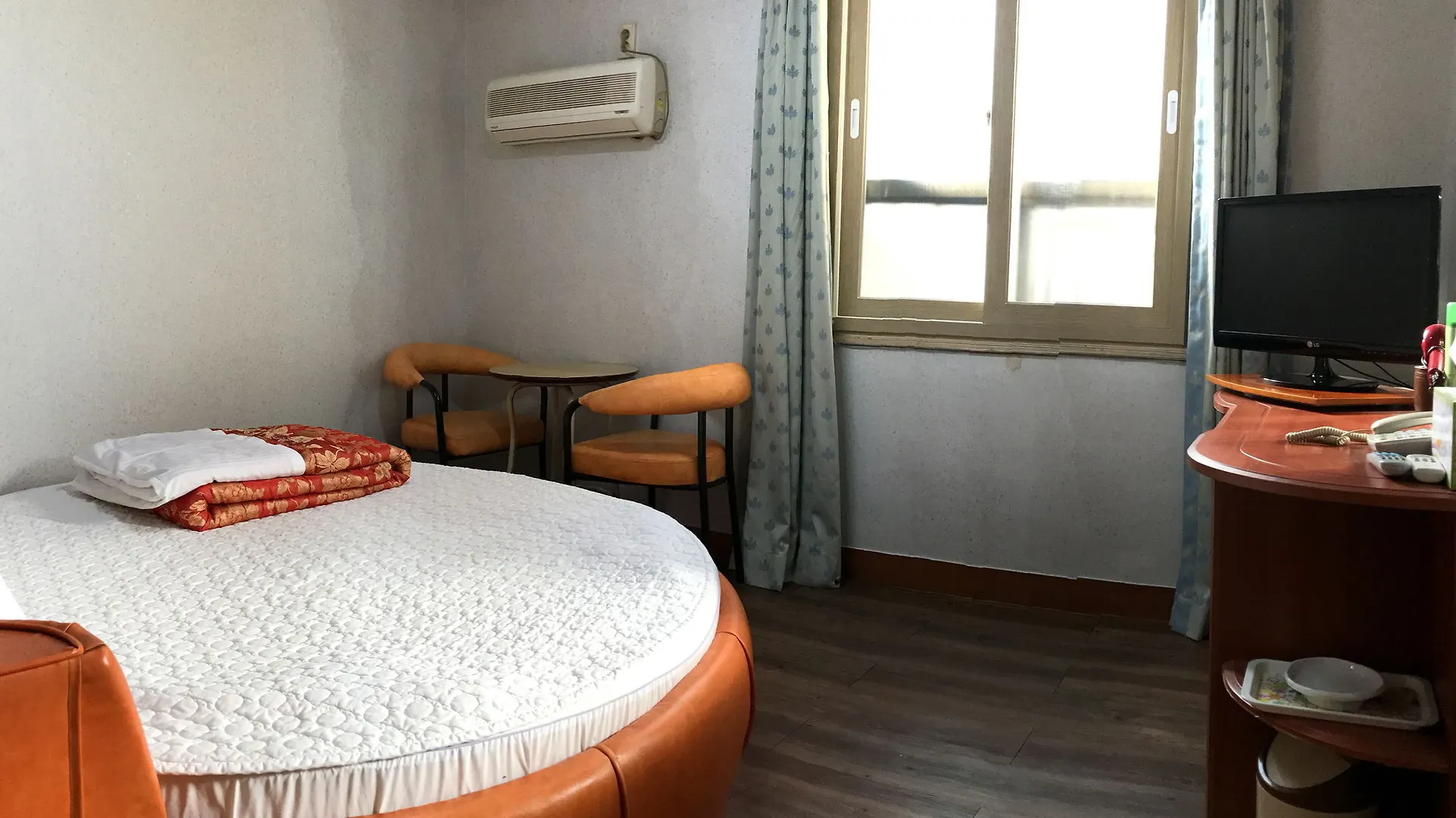 J Motel Busan