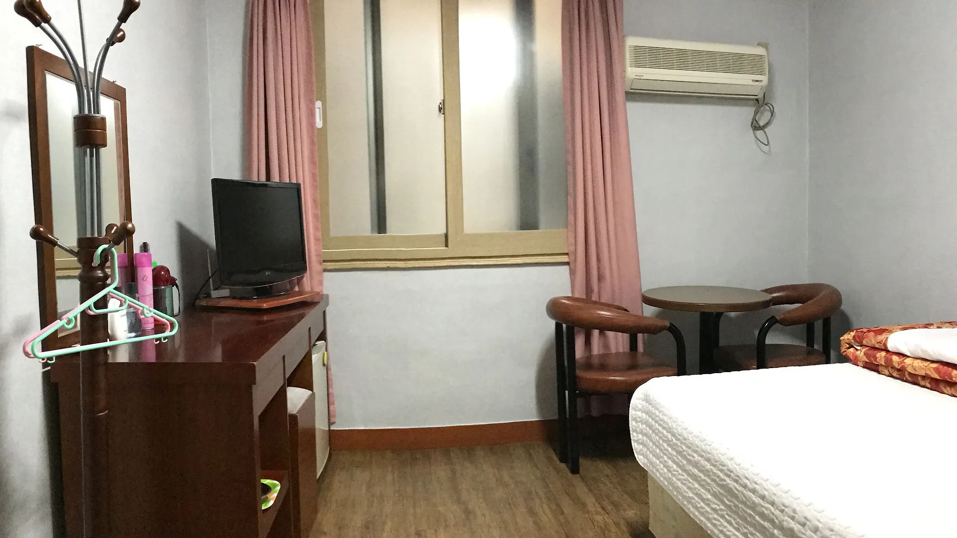 J Motel Busan
